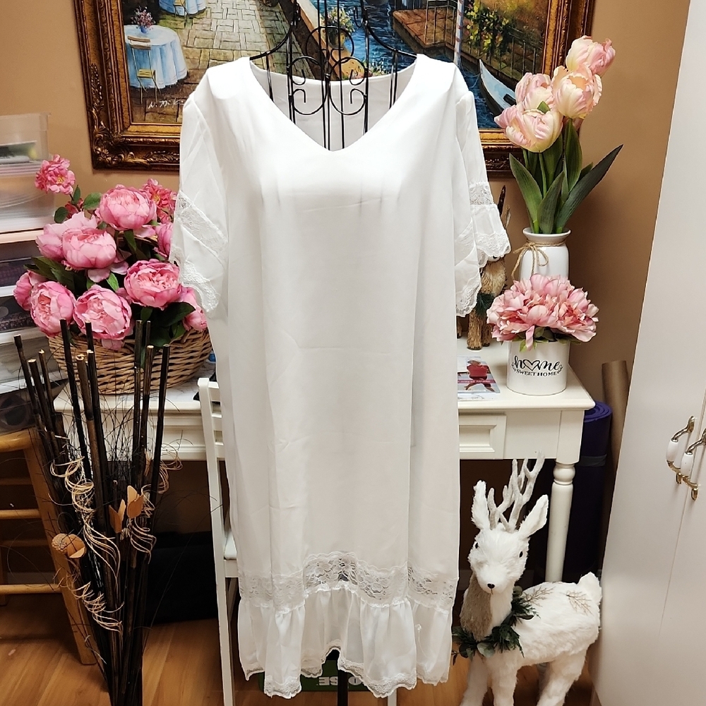 Elegant White Dress with Lace Details